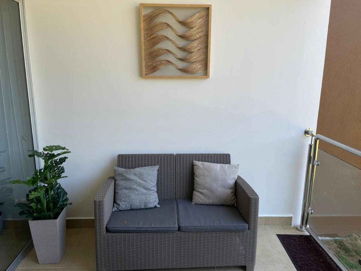 Apartment Bejuco Beachfront Frente A La Playa Hermoso Nuevo Esterillos Este