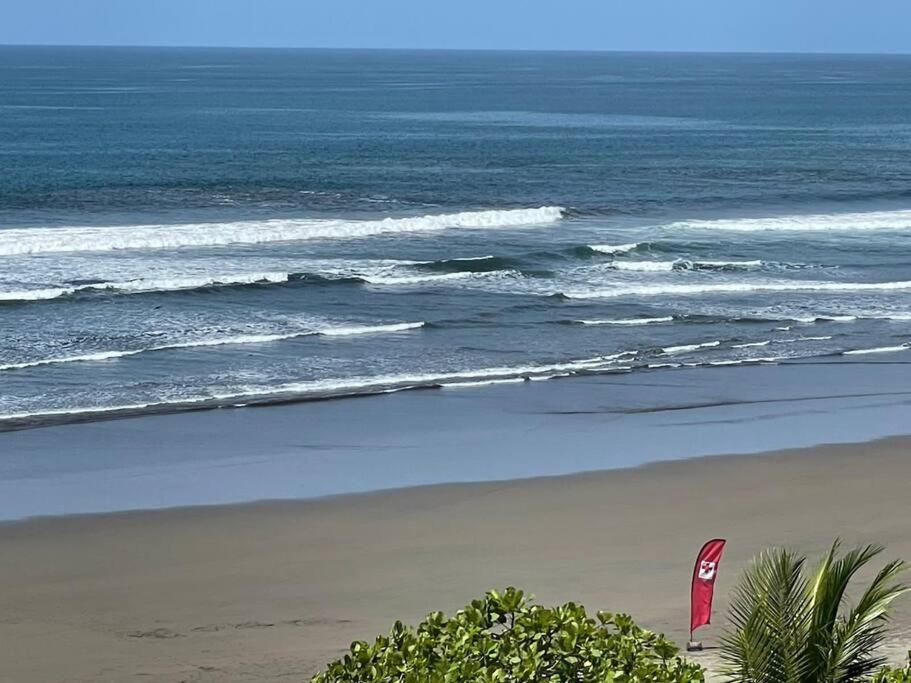 Bejuco Beachfront Frente A La Playa Hermoso Nuevo Esterillos Este